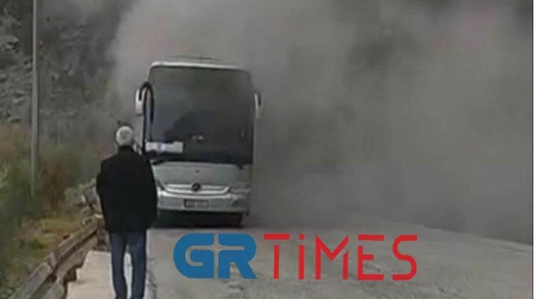 ΛΕΩΦΟΡΕΙΟ ΘΕΣΣΑΛΟΝΙΚΗ ΜΑΘΗΤΕΣ