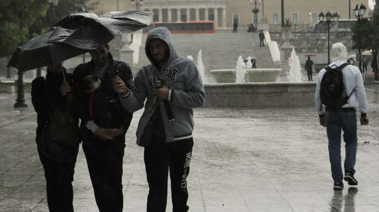 Καιρός: Έρχονται ισχυρές βροχές και καταιγίδες - Ποιες περιοχές θα επηρεάσει η ξαφνική επιδείνωση
