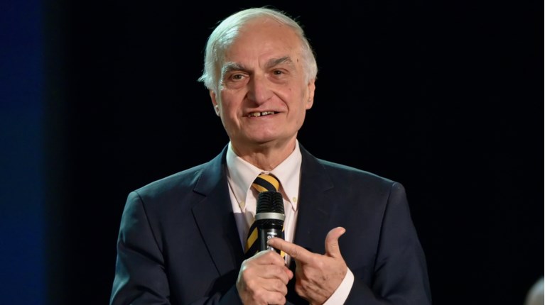 μανωλης μαυρομματης