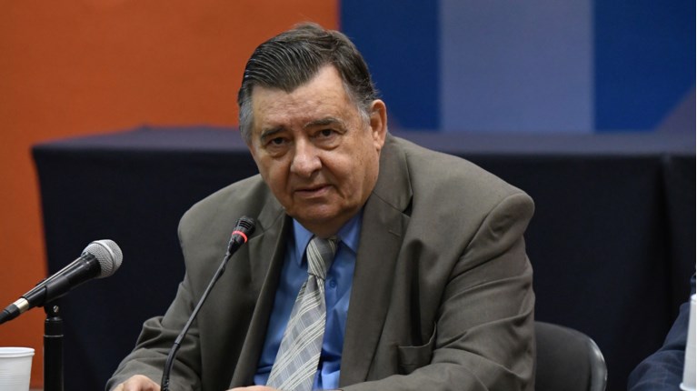 Καρατζαφερης