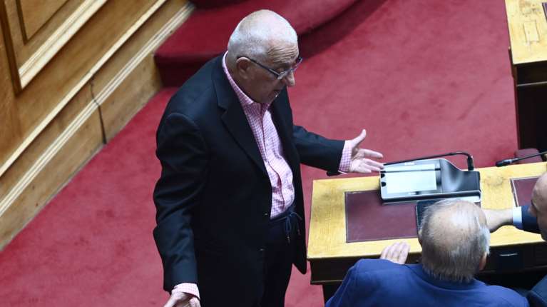 Βουλή: Κανένα κοινοβουλευτικό πραξικόπημα, λέει ο Κακλαμάνης