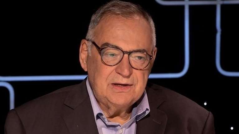 Αναταραχή στο ΠΑΣΟΚ μετά τις δηλώσεις Χριστοδουλάκη για το πρώτο μνημόνιο - &quot;Αθωώνει την ΝΔ&quot;, λέει ο Χάρης Δούκας