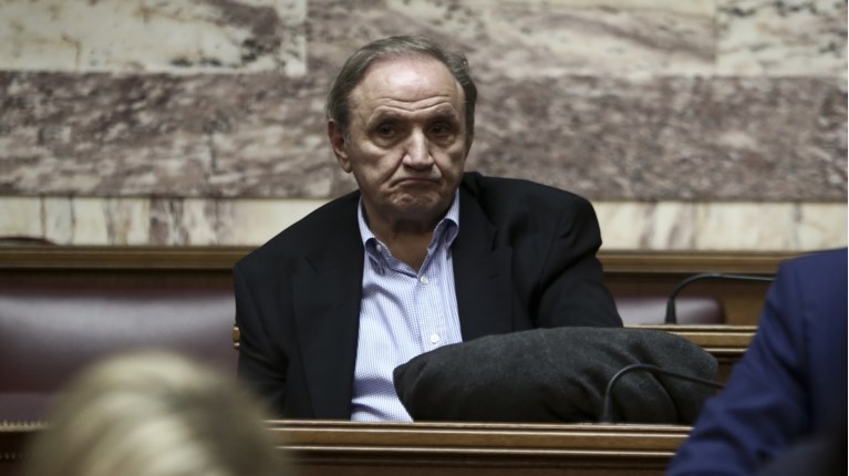 Τζουμάκας θυμωμένος στη Βουλή