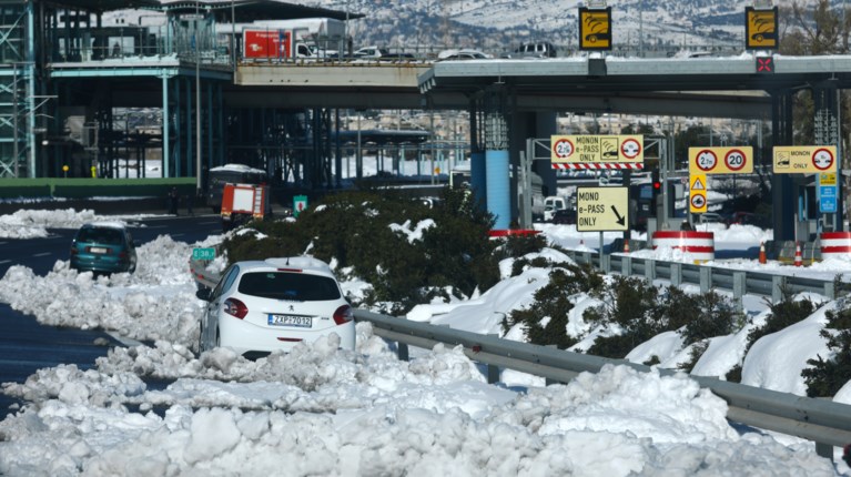 αττική οδός χιόνια