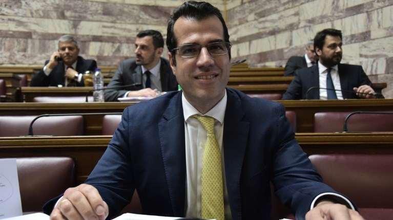 Θάνος Πλεύρης στη Βουλή