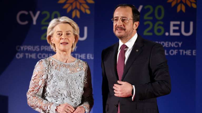 Φον ντερ Λάιεν: "Προτεραιότητα της Ευρωπαϊκής Ένωσης η επανένωση της Κύπρου"