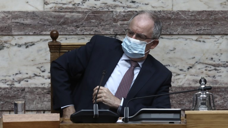Βουλή Μάσκα Τασούλας