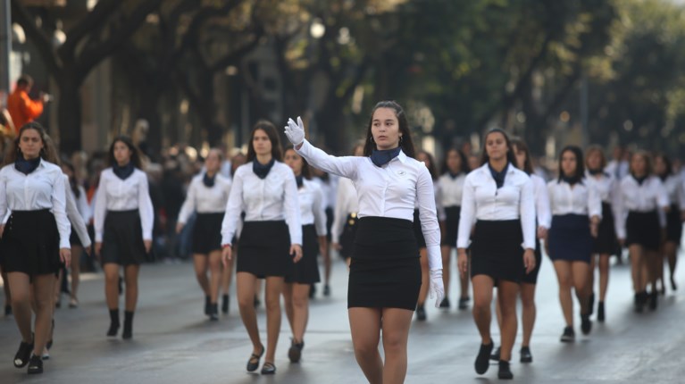 ΠΑΡΕΛΑΣΗ
