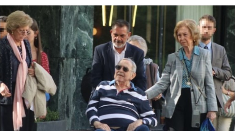 τέως βασιλιάς Κωνσταντίνος