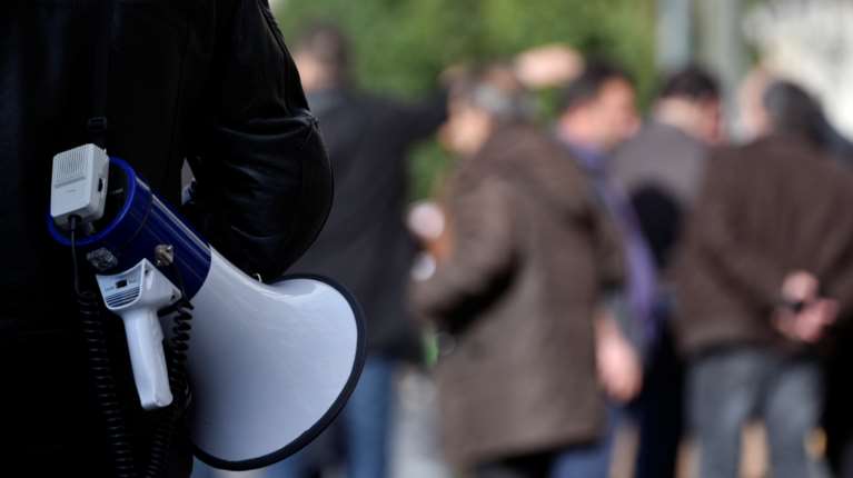 Τρεις συγκεντρώσεις στη Θεσσαλονίκη: Στους δρόμους φοιτητές, μαθητές και νοσοκομειακοί γιατροί