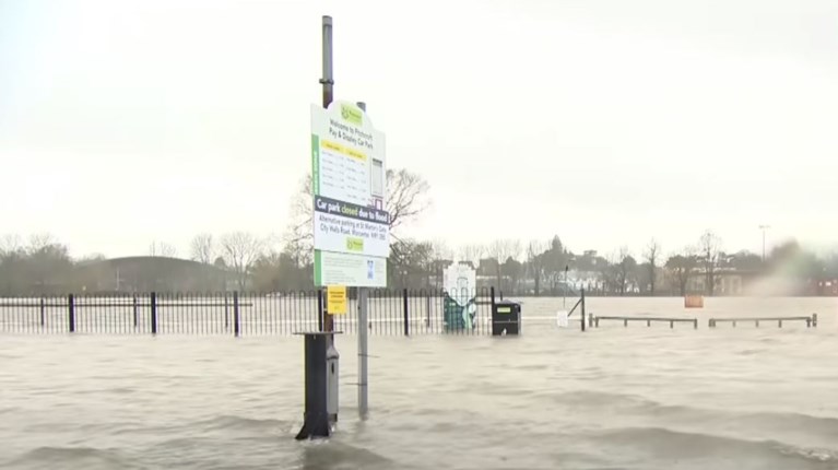 ΚΑΤΑΙΓΙΔΑ ΧΕΝΚ