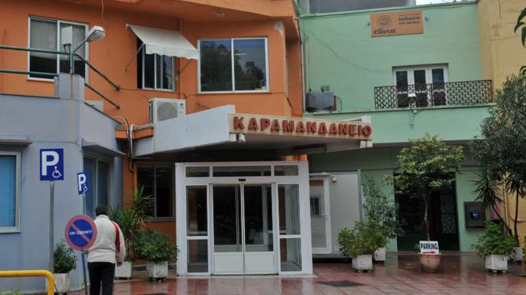 Τραγωδία στην Αχαΐα: Νεκρό 3χρονο αγοράκι που έπεσε από μάντρα την ώρα που έπαιζε