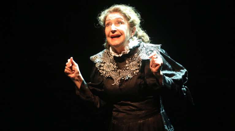 Στο αποτεφρωτήριο Ριτσώνας ο τελευταίος αποχαιρετισμός στη Σοφία Σεϊρλή