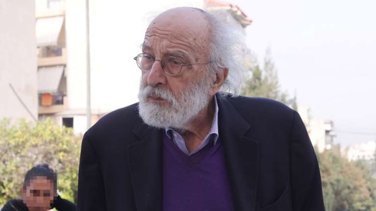 Με έντονη αδιαθεσία ο Αλέξανδρος Λυκουρέζος: Μεταφέρθηκε εσπευσμένα στον &quot;Ερυθρό Σταυρό&quot;