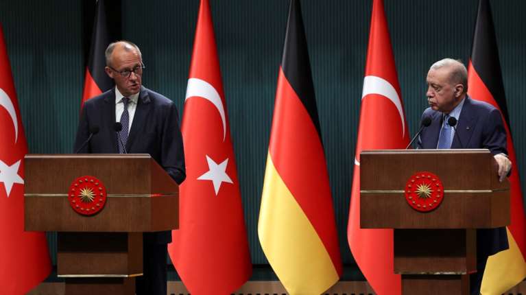 Επεισοδιακή συνάντηση Μερτς με Ερντογάν: Η Γερμανία δεν βλέπει τη γενοκτονία στη Γάζα; - Τα βρήκαν στα εξοπλιστικά