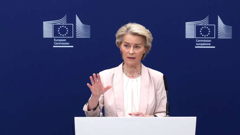 Φον ντερ Λάιεν πριν την διπλή πρόταση μομφής: "Είναι παγίδα, δεν πρέπει να πέσουμε μέσα"