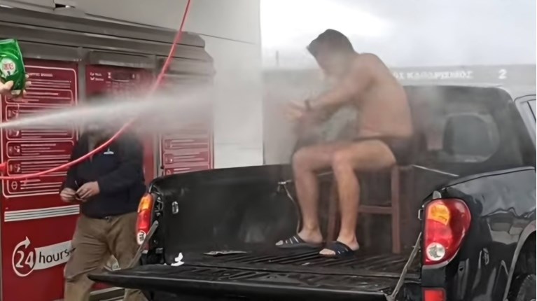 ΓΑΜΠΡΟΣ ΠΛΥΝΤΗΡΙΟ ΑΥΤΟΚΙΝΗΤΩΝ ΗΡΑΚΛΕΙΟ ΚΡΗΤΗ