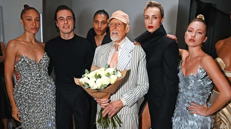 Πέθανε ο σχεδιαστής μόδας Άντονι Πράις - Είχε ντύσει Ντέιβιντ Μπόουι και Μικ Τζάγκερ