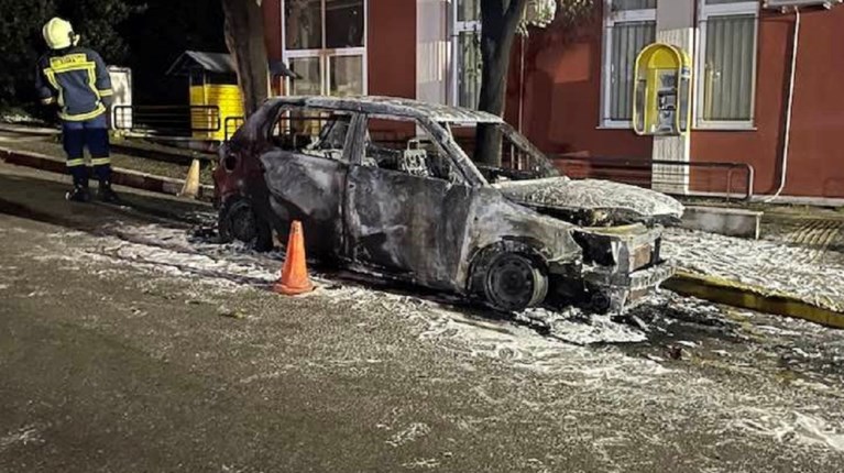 Καμένο Αυτοκίνητο