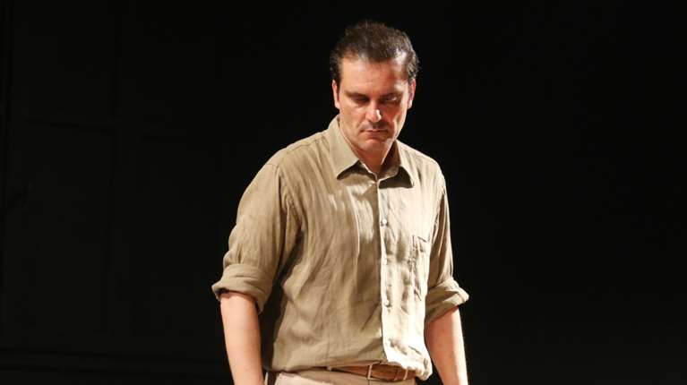 Συγκλονίζει ο πνευματικός του Γεράσιμου Μιχελή: Τον ακούμπησα και ένιωθα ότι χτύπαγα σκελετό