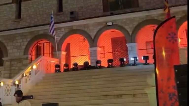 "Απλά ντροπή", λέει ο Πλεύρης για street party του Δήμου Αθηναίων μπροστά από εκκλησία - "Σκοταδισμός", απαντά ο Δούκας