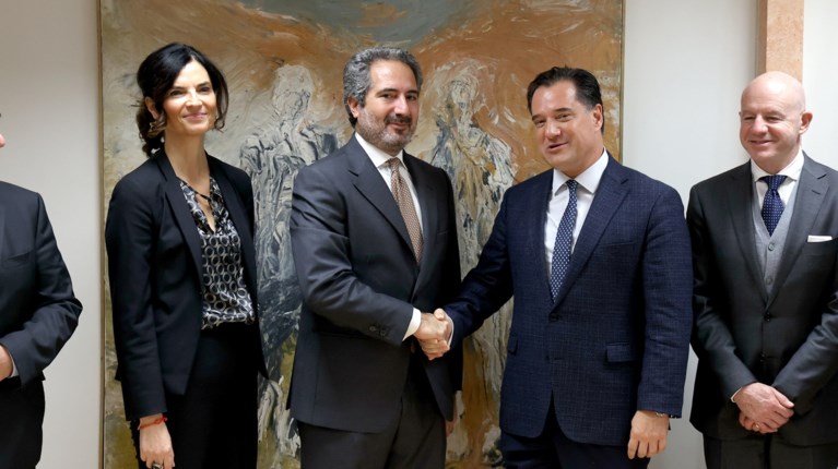 Αδωνις, Ναυπηγεία Ελευσίνας