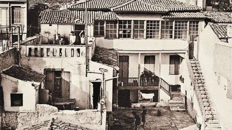 Οι εντυπωσιακές αρχαιότητες της "Οικίας Κοκοβίκου" στην Πλάκα [εικόνες]