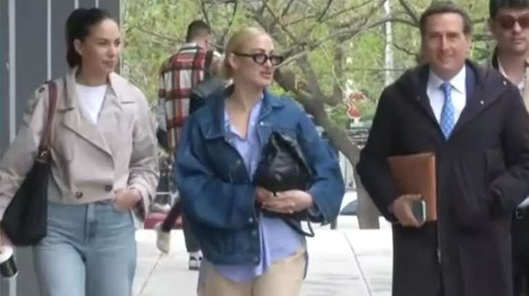 Ιωάννα Τούνη: Διεκόπη για τις 28/11 η δίκη για το revenge porn - &quot;Κάποιες φορές ξέσπασε σε δάκρυα&quot;