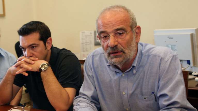 Αλαβάνος: Ο κόσμος βρίσκεται σε εξαιρετική δυσκολία και τώρα μιλάμε για κάποιον Τσίπρα ή Τσόπρα ή Τσάπρα;