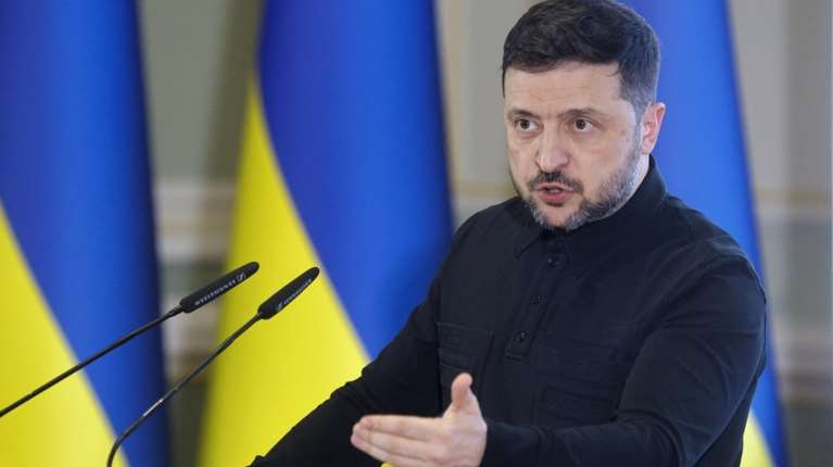 Βολοντίμιρ Ζελένσκι: Έκκληση για πίεση στη Μόσχα "ώστε να αισθανθούν" τις επιπτώσεις της επιθετικότητά της