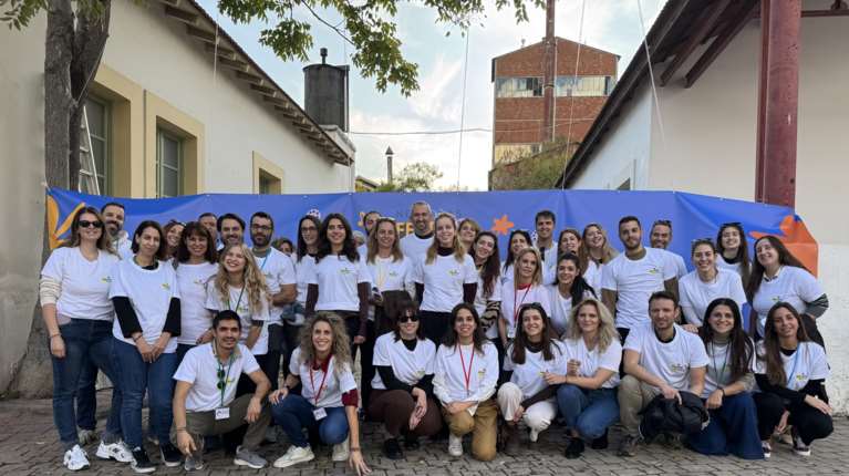 H ΕΛΑΪΣ-Unilever Hellas υποστηρίζει τις δράσεις της ΑΜΚΕ Together for Autism και του οργανισμού Nevronas για ένα σχολείο ανοιχτό σε όλους