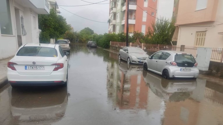 ΚΑΛΑΜΑΤΑ ΒΡΟΧΗ