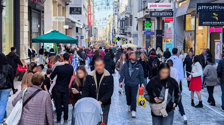 Γεμίζει το ταμείο στις γιορτές: Οι πληρωμές από e-ΕΦΚΑ και ΔΥΠΑ