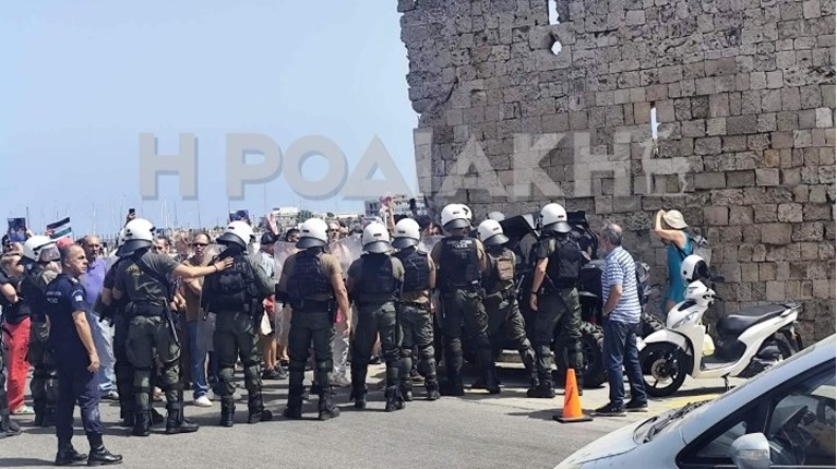 ΡΟΔΟΣ ΕΝΤΑΣΗ ΚΡΟΥΑΖΙΕΡΟΠΛΟΙΟ ΙΣΡΑΗΛ