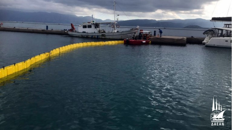 Αγιος Νικόλαος βύθιση θαλαμηγού
