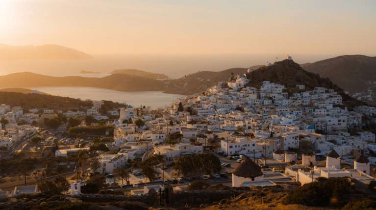"Βασίλισσα των εναλλαγών και των αντιθέσεων": Το ελληνικό νησί που αποθεώνουν τα διεθνή Μέσα για το 2026