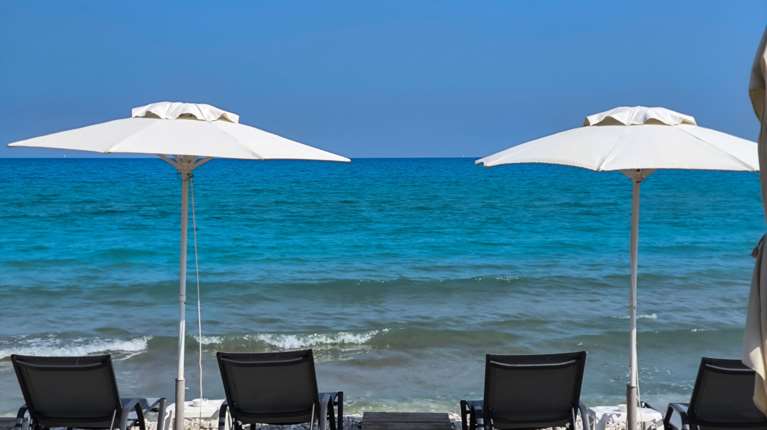 &quot;Βροχή&quot; οι καταγγελίες στο MyCoast: Πρωταθλήτριες στην παρανομία Χαλκιδική και Ανατολική Αττική