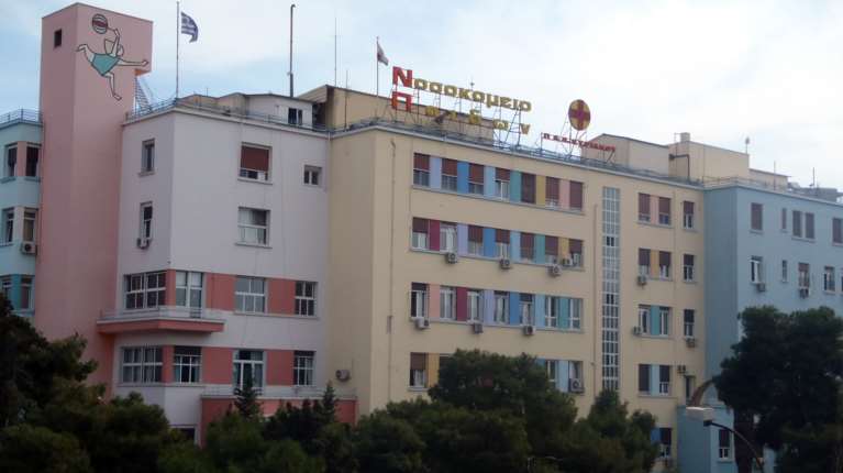 Tραυματισμός 9χρονου σε πλοίο στο λιμάνι της Αίγινας - Μεταφέρθηκε στο Παίδων Αγλαΐα Κυριακού