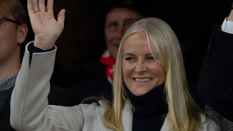 Νορβηγία: Η πριγκίπισσα Μέτε-Μάριτ ζήτησε ξανά συγγνώμη για τις σχέσεις της με τον Επσταϊν