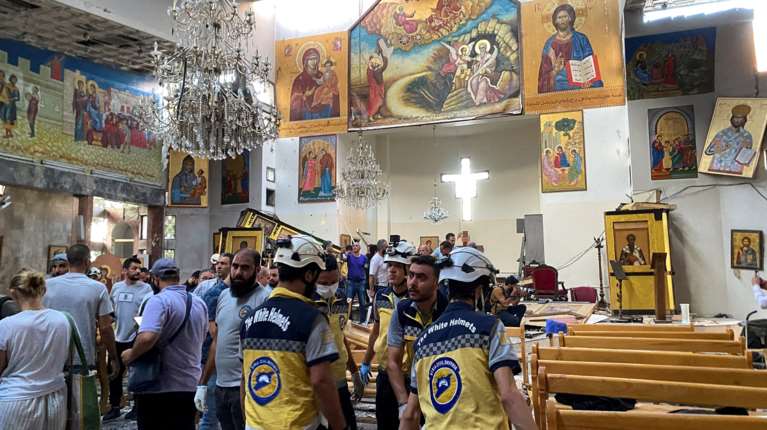 Δαμασκός: Άγνωστη τζιχαντιστική ομάδα ανέλαβε την ευθύνη για τη φονική επίθεση αυτοκτονίας στην ορθόδοξη εκκλησία