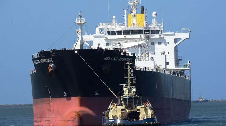 Hellas Aphrodite: Καλά στην υγεία τους τα μέλη του πληρώματος του δεξαμενόπλοιου μετά το ρεσάλτο πειρατών ανοιχτά της Σομαλίας