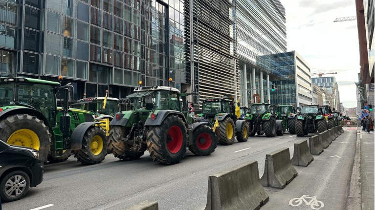 ΔΙΑΔΗΛΩΣΗ ΑΓΡΟΤΩΝ ΣΤΙΣ ΒΡΥΞΕΛΛΕΣ