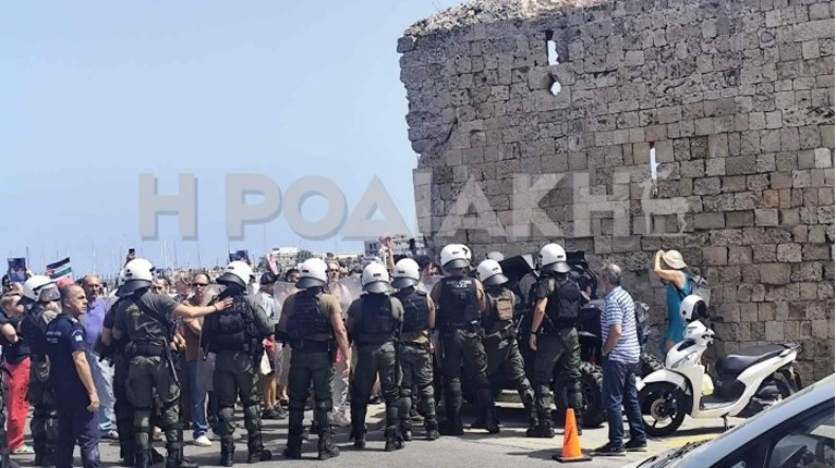 ΡΟΔΟΣ ΕΝΤΑΣΗ ΚΡΟΥΑΖΙΕΡΟΠΛΟΙΟ ΙΣΡΑΗΛ