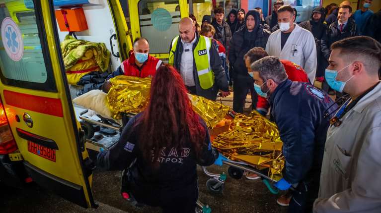 Τροχαίο στη Ρουμανία: "Ο 20χρονος είχε άγιο, έγινε θαύμα", λέει ο παππούς του - Δεν θυμάται τίποτα