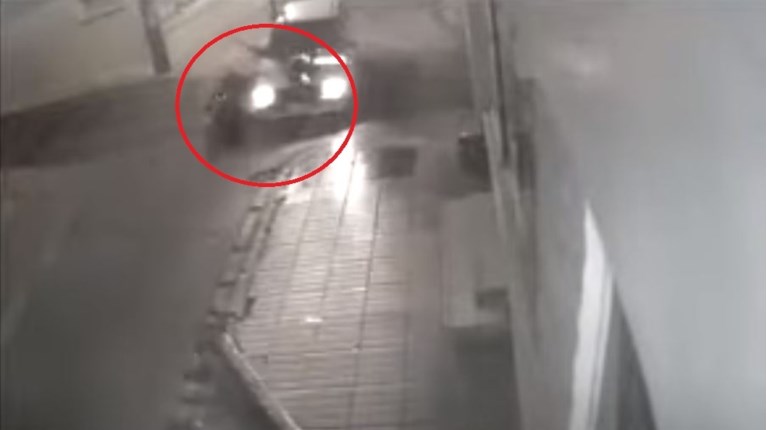 ΤΡΟΧΑΙΟ ΝΤΕΛΙΒΕΡΑΣ