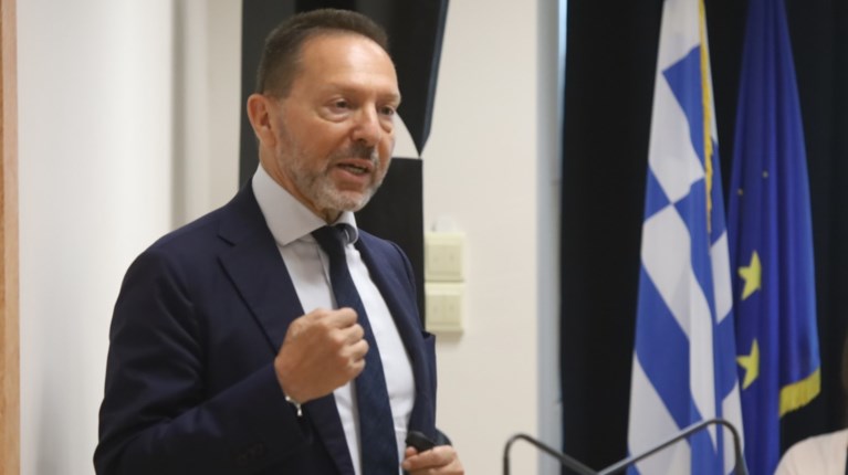 Γιάννης Στουρνάρας