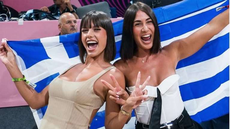 Eurobasket 2025: Η Μαριγκόνα και η... Μαριπόζα τράβηξαν τα βλέμματα στον αγώνα της Εθνικής με την Ισπανία [βίντεο]