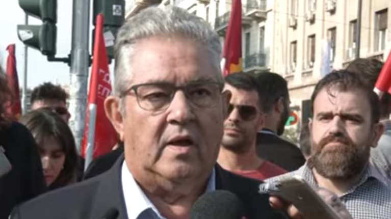 Κουτσούμπας: Το παρόν και το μέλλον των εργαζομένων δεν είναι η 13ωρη σκλαβιά - Είναι το 7ωρο-5ήμερο- 35ωρο