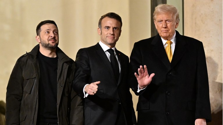 ΤΡΑΜΠ ΜΑΚΡΟΝ