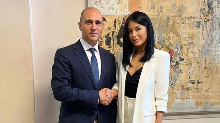 Μπογδάνος - Λατινοπούλου